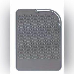 Heat Resistant Silicone Mat for Heated Hair Tools; grey; NIP FINAL FIRM PRICE